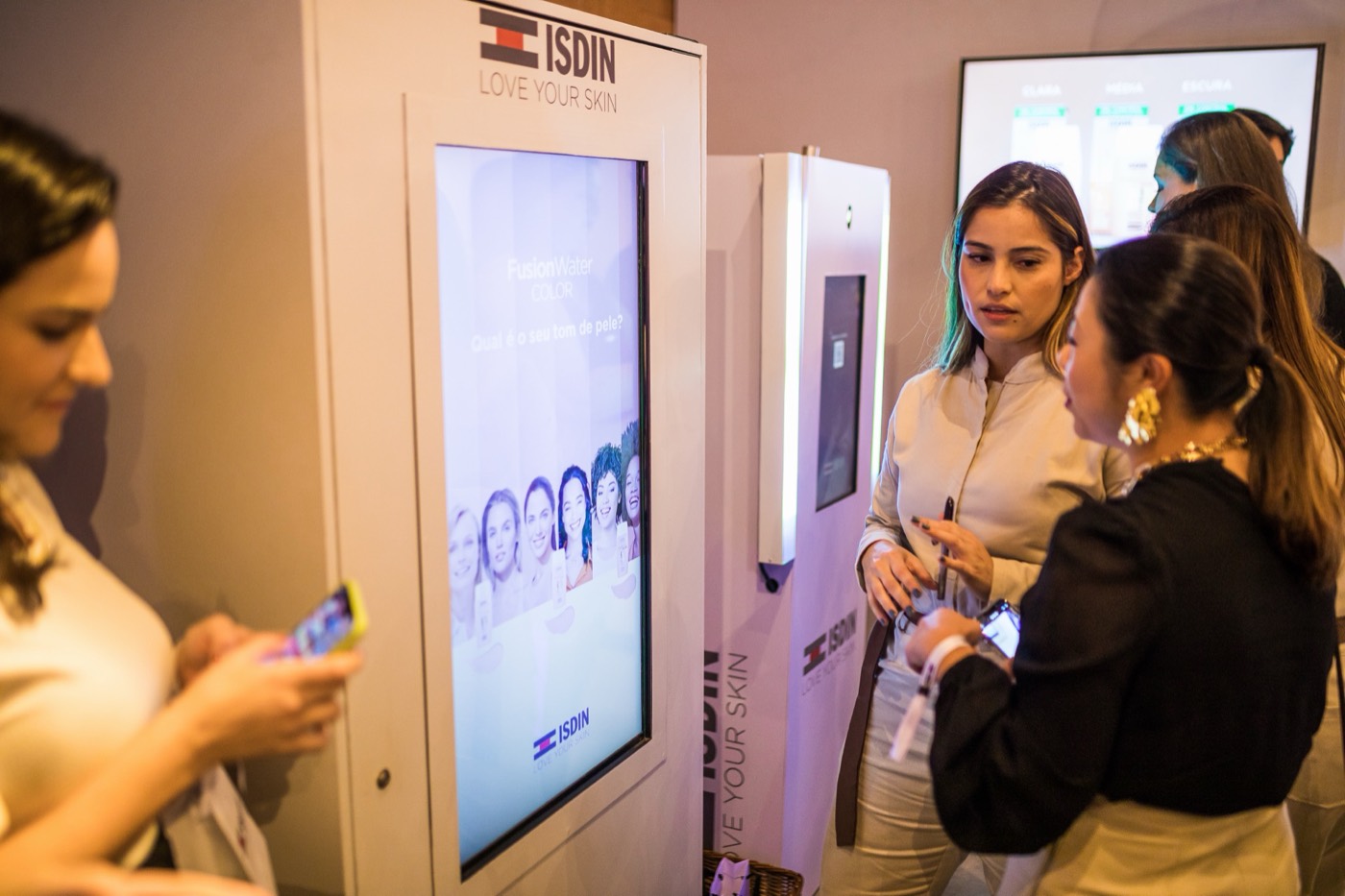 Isdin — Fusion Watercolor Launch — foto 3