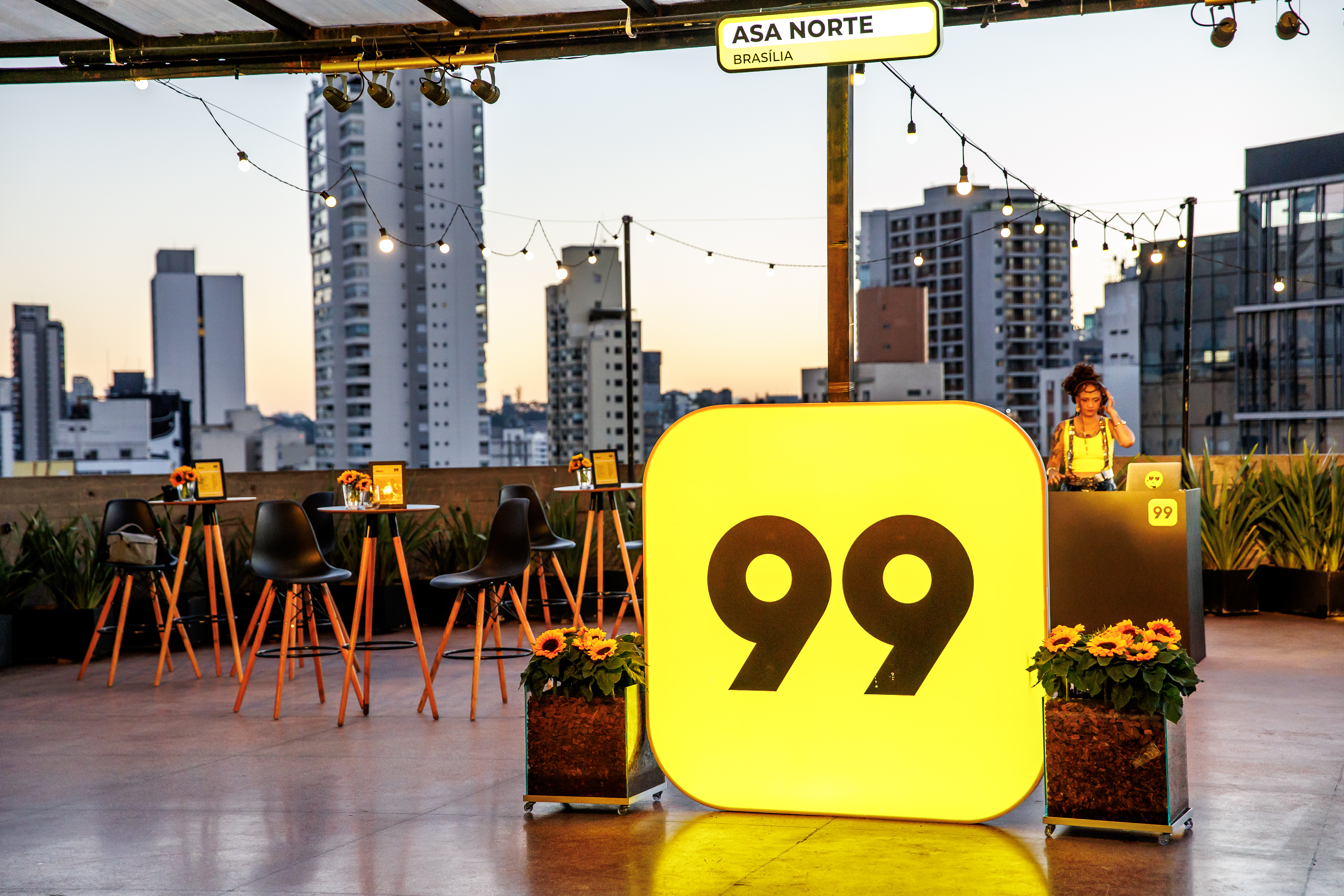 99 EOY 2025 — foto 1
